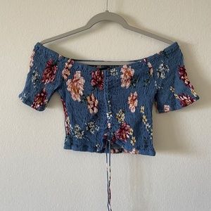 Kendall Kylie top off the shoulder Sz m NWOT